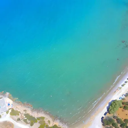 Plaisir Beachside Apts Ísztro
