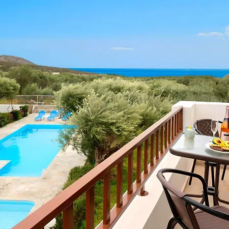 Plaisir Beachside Apts * Ísztro